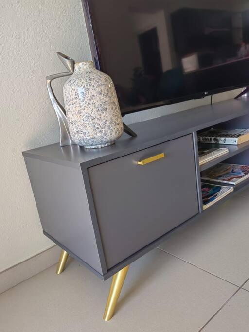 Classy And Cosy Apt - Dainfern แซนด์ตัน ภายนอก รูปภาพ
