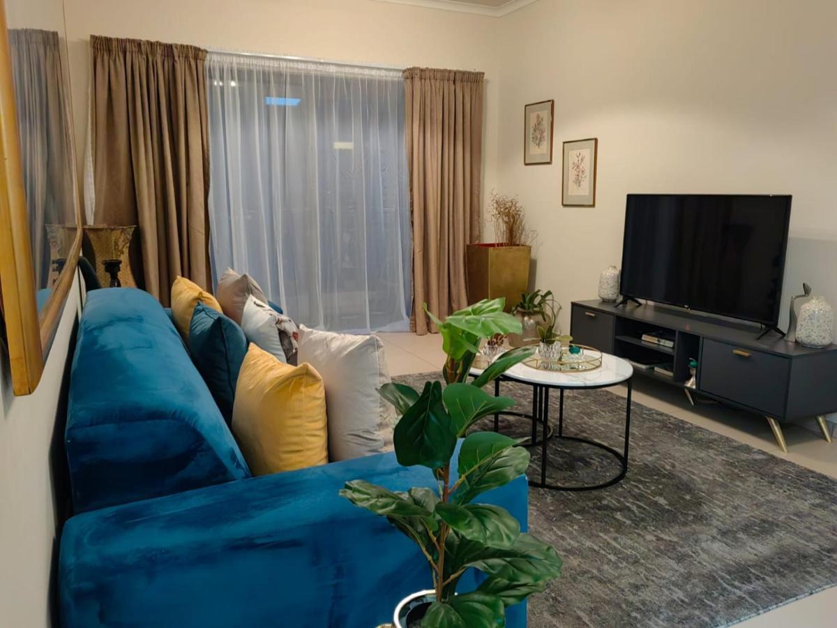 Classy And Cosy Apt - Dainfern แซนด์ตัน ภายนอก รูปภาพ
